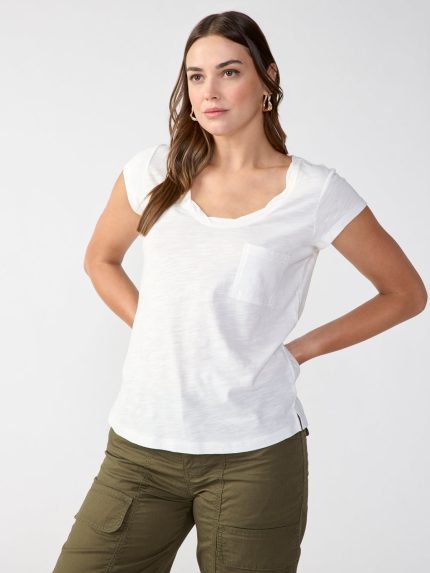 Traveler Twist Tee White